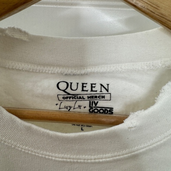 NEW Livy Lu Queen Official Merch Liv Goods Large Distressed Crew Sweat Shirt - Picture 3 of 8